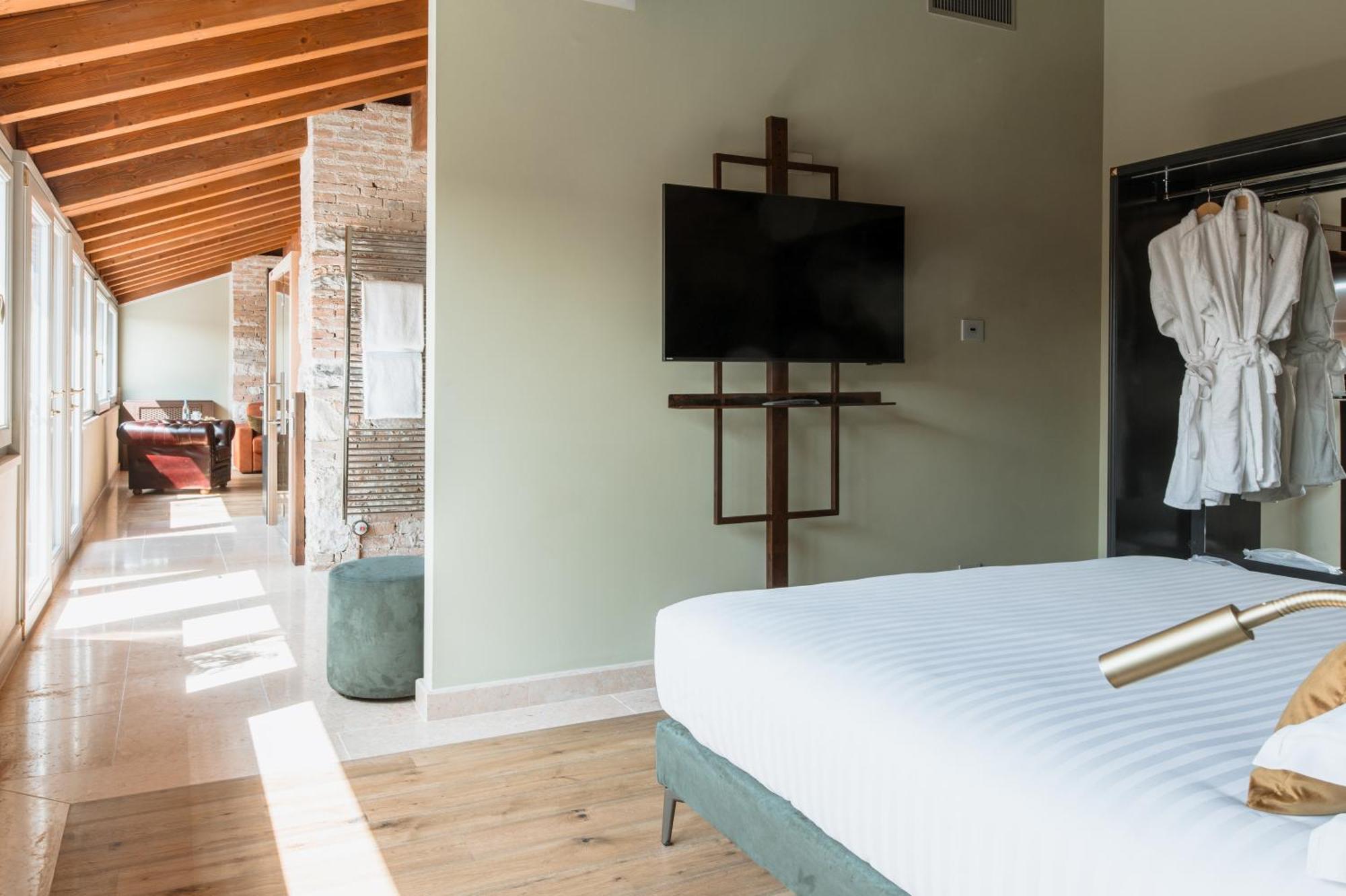 פסקיארה דל גארדה Pavillon Suite & Apartments מראה חיצוני תמונה